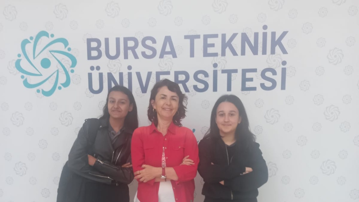Bursa Teknik Üniversitesi Teknoloji Transfer Ofisi'nin düzenlediği ''Etkili Sunum Teknikleri Eğitimine'' Okulumuz Öğrencileri de Katıldı